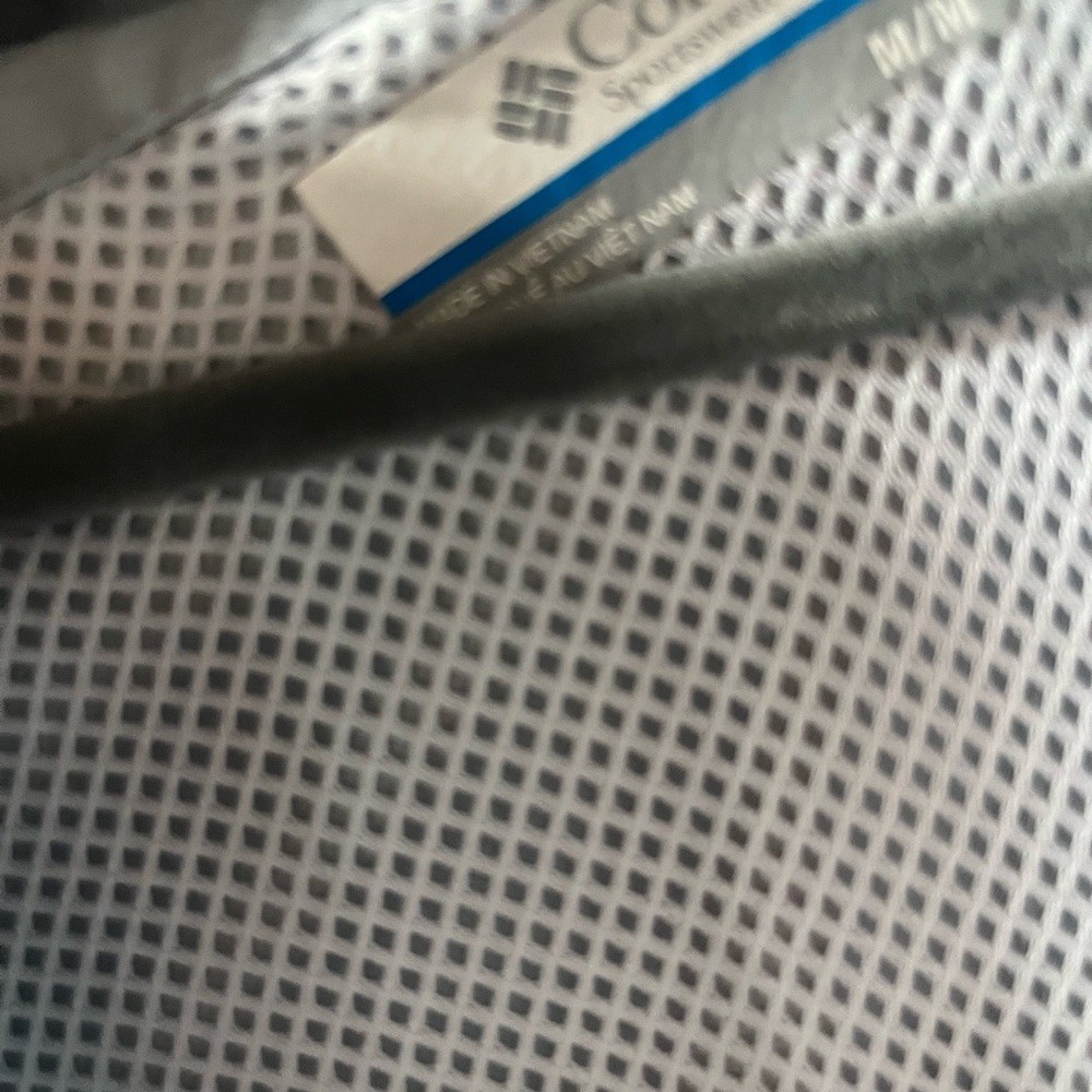 Columbia Gray Lightweight Jacket Versatile Design - image 4